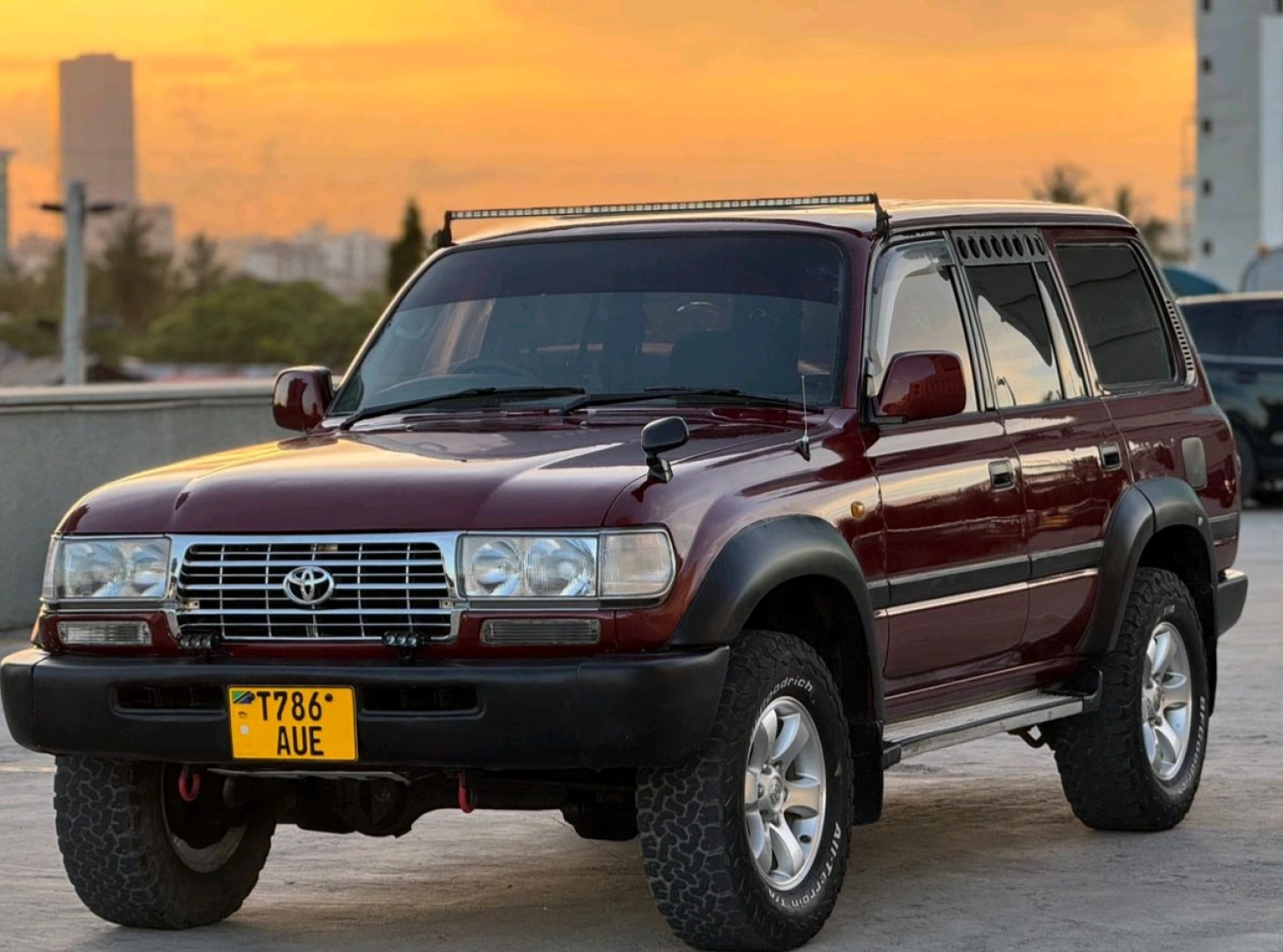 Toyota Land Cruiser VX 1995 Diesel Manual thumbnail 2