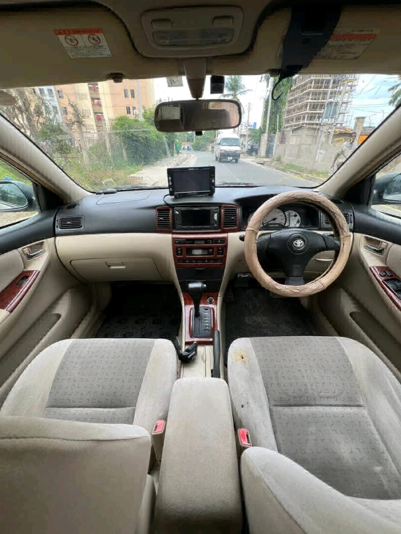 Toyota RunX 2003 Automatic Silver thumbnail 7