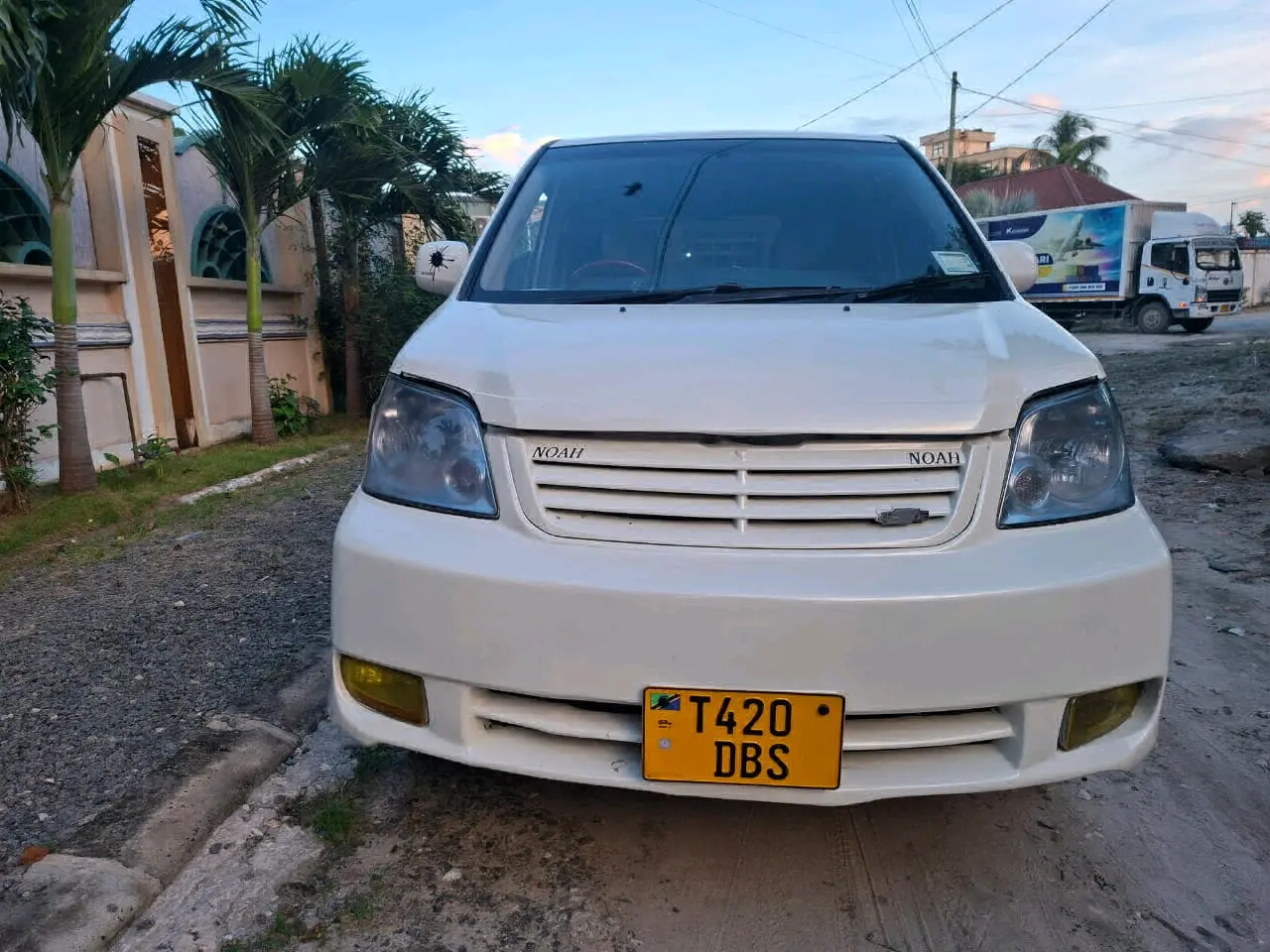 Toyota Noah New Shape - DBS thumbnail 5