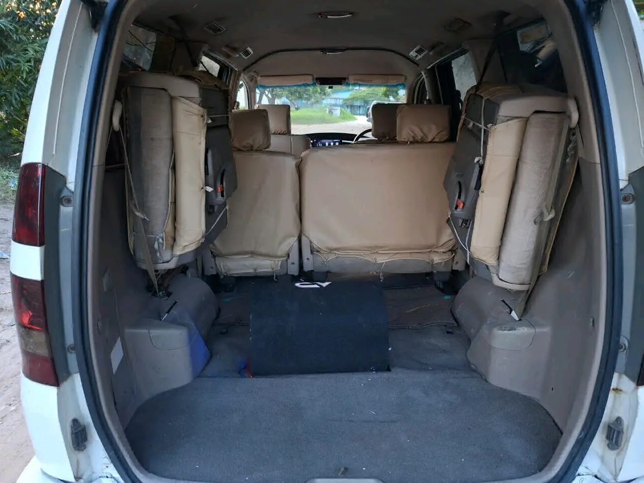 Toyota Noah New Shape - DBS thumbnail 6