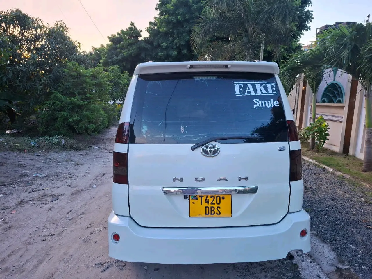 Toyota Noah New Shape - DBS thumbnail 8