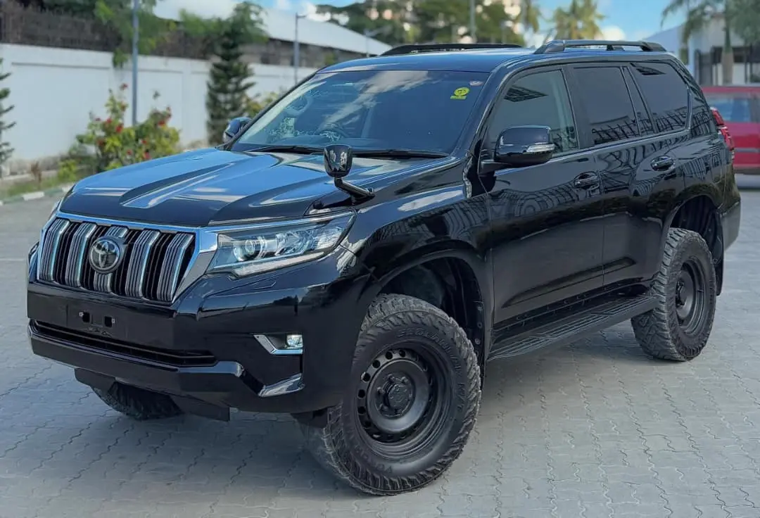 Toyota Land Cruiser Prado 150 (2020) thumbnail 2