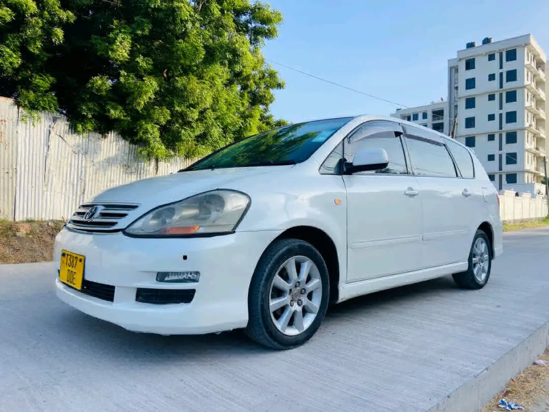 Toyota Ipsum New Model for Sale thumbnail 2