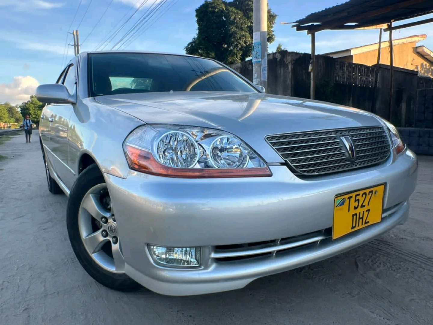 Toyota Mark II 2002 Sedan - 1990 CC thumbnail 4