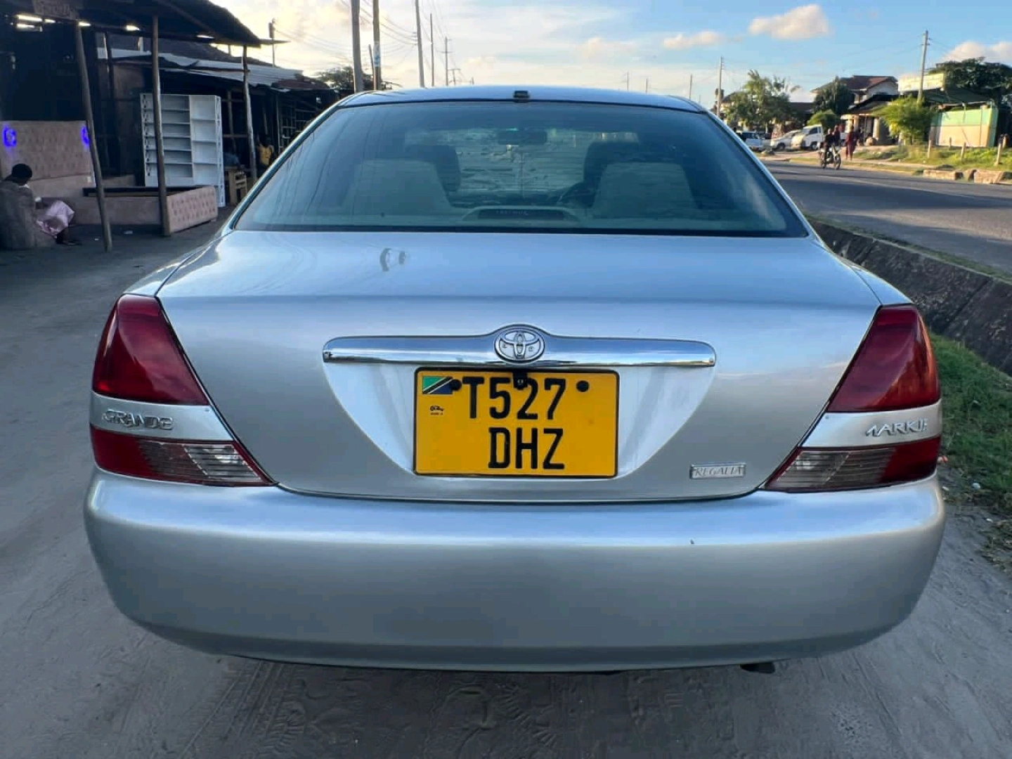 Toyota Mark II 2002 Sedan - 1990 CC thumbnail 6