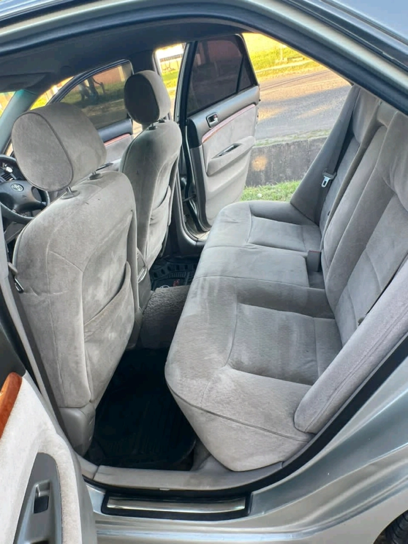 Toyota Mark II 2002 Sedan - 1990 CC thumbnail 7