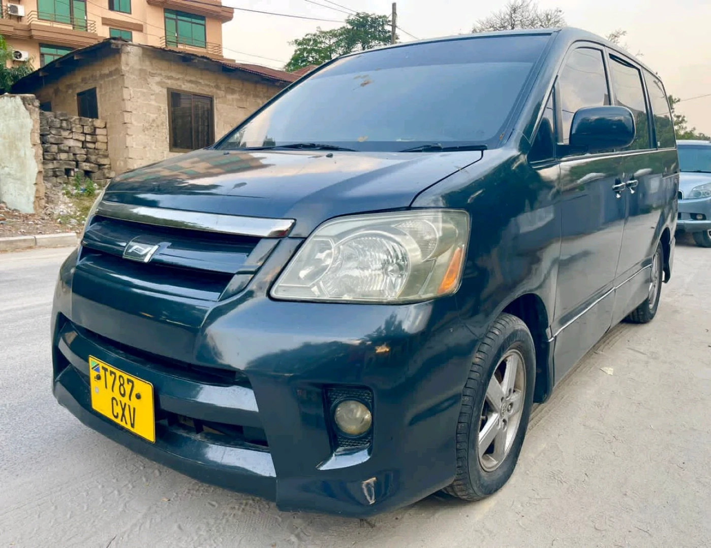 Toyota Noah Minivan 1990 CC Full AC thumbnail 3