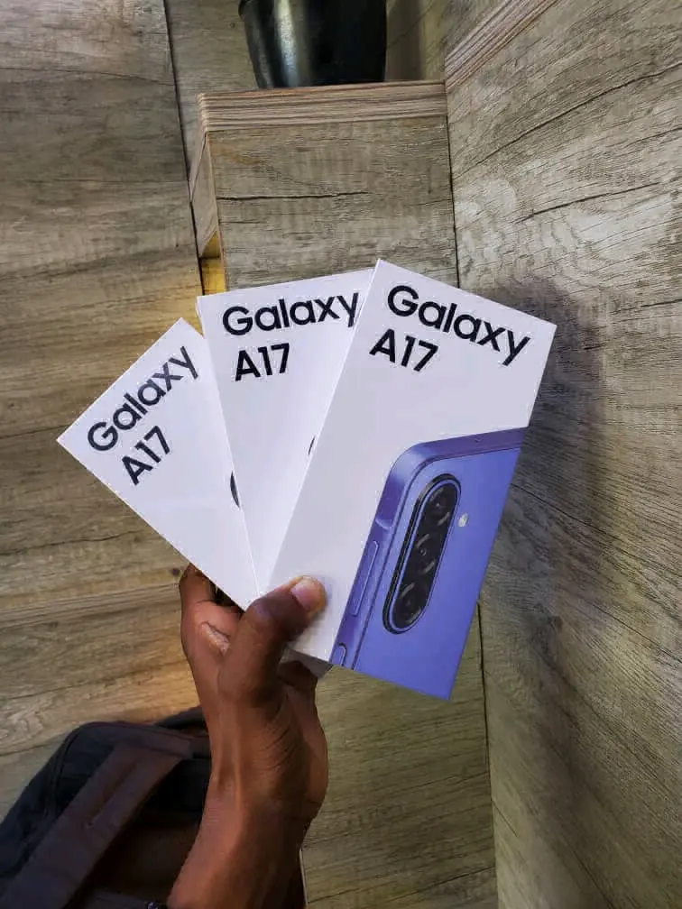 Brand New Samsung Galaxy A17 (6GB/128GB) thumbnail 3