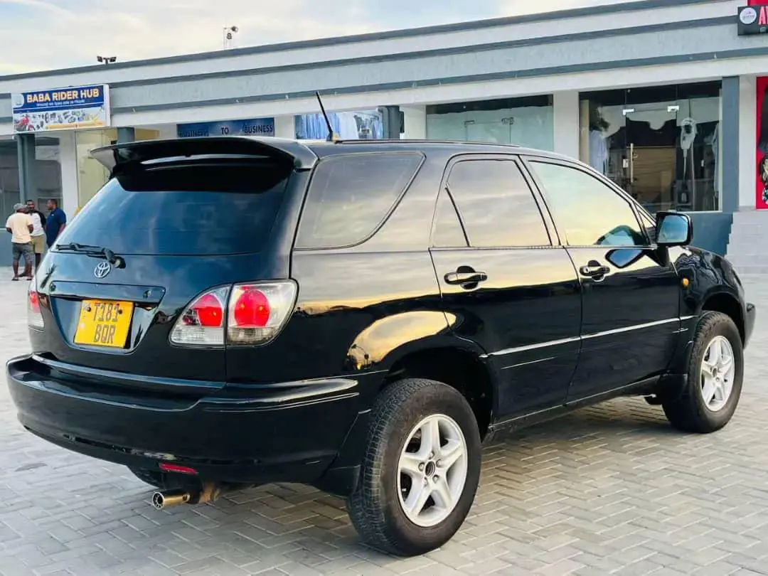 Toyota Harrier 2001 BQR