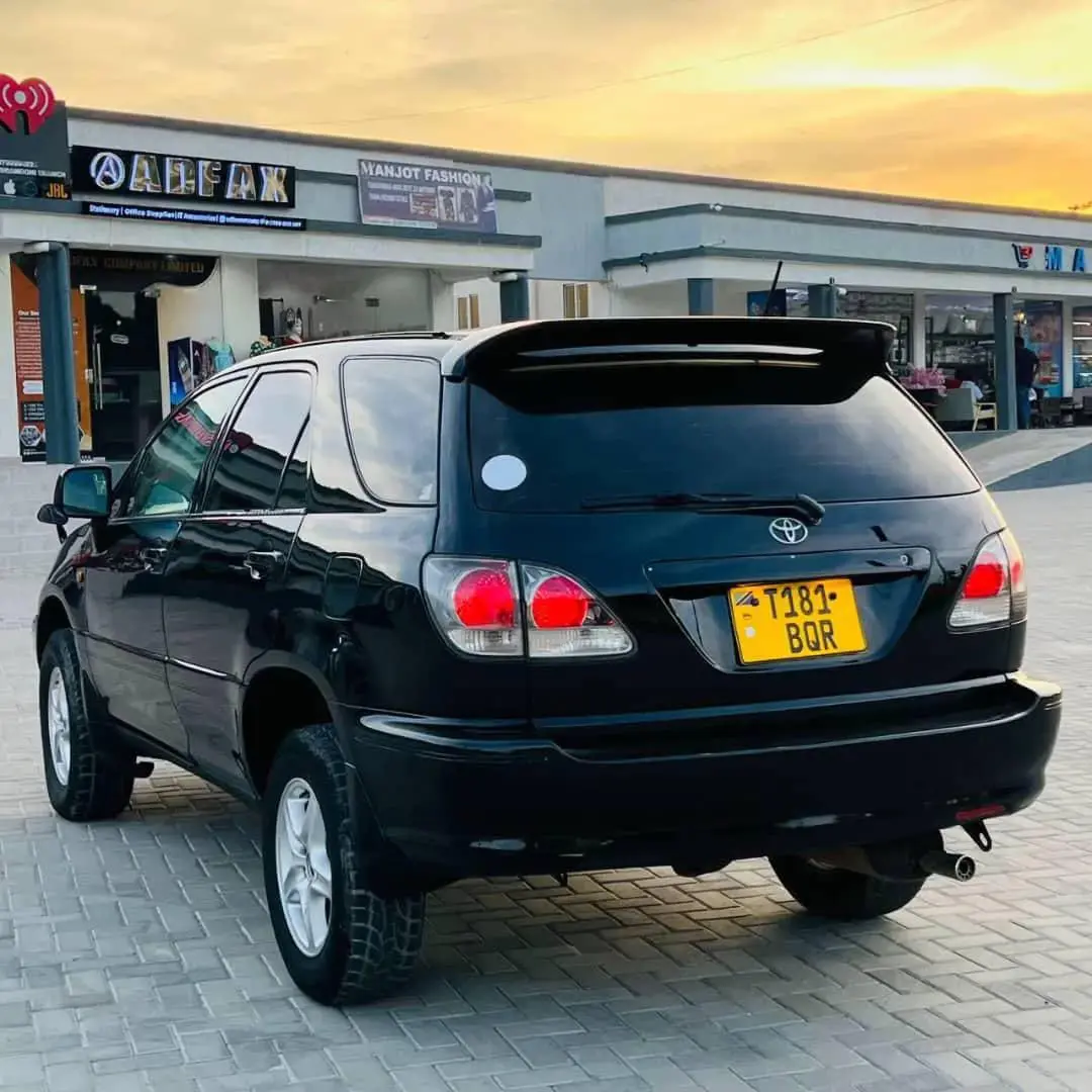 Toyota Harrier 2001 BQR thumbnail 3