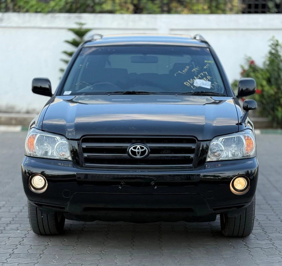 Toyota Kluger 2006 SUV (7 Seater)