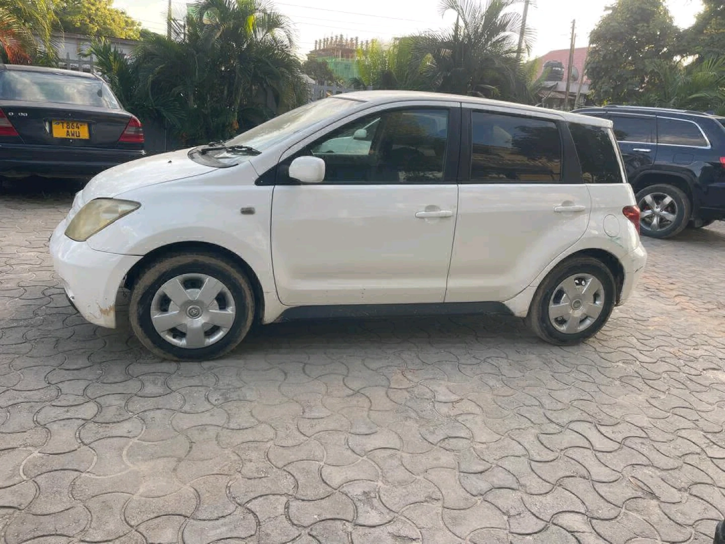 Toyota IST DJN Hatchback, 1490cc, Full AC thumbnail 6