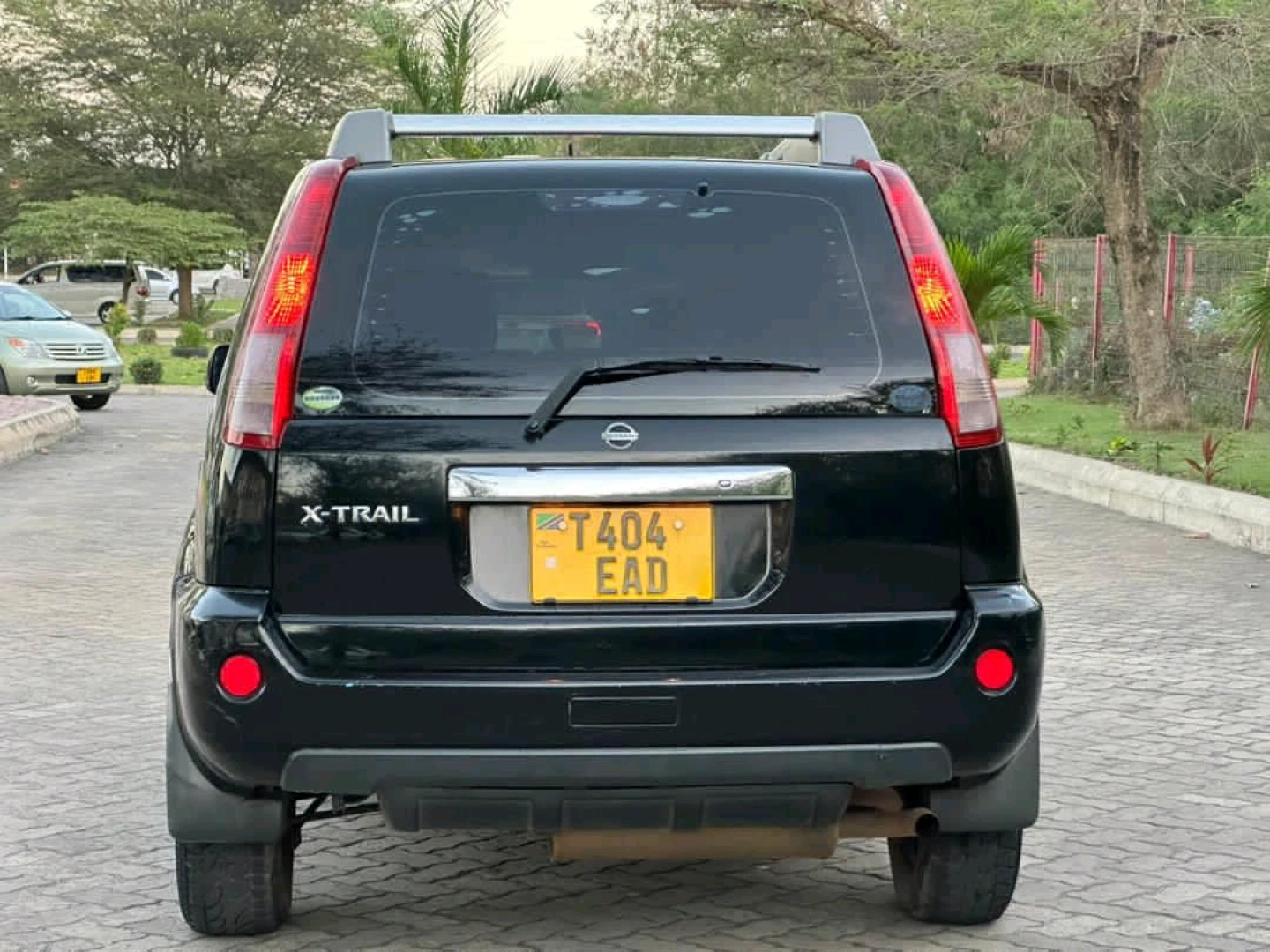 Nissan X-Trail SUV 2006 - Clean Condition thumbnail 2