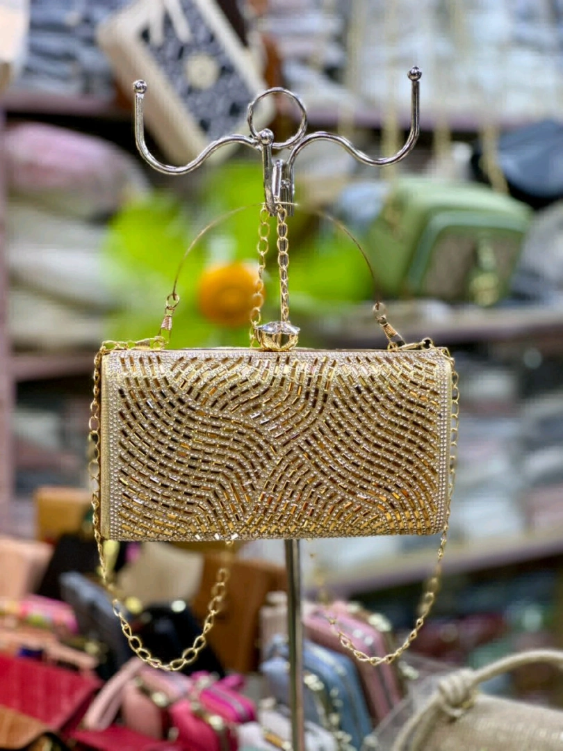 Mkoba wa Jioni (Clutch Bag) wa Rangi ya Fedha thumbnail 2