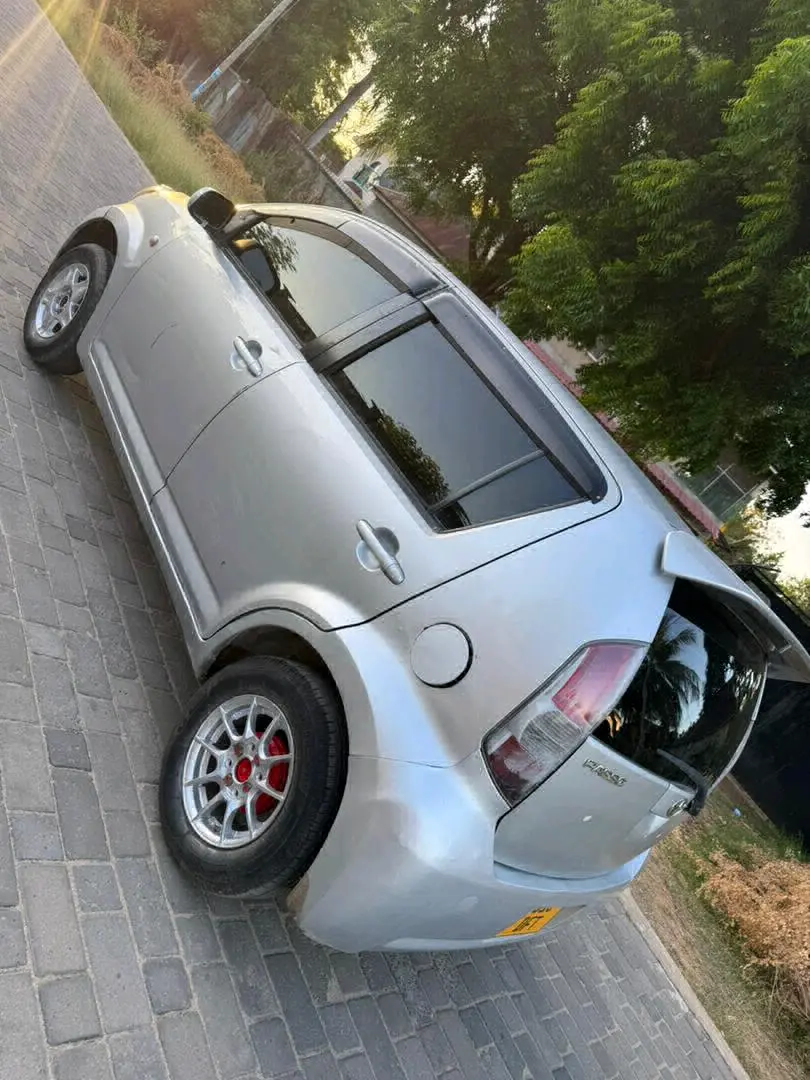 Toyota Passo Silver T516 DFT thumbnail 2
