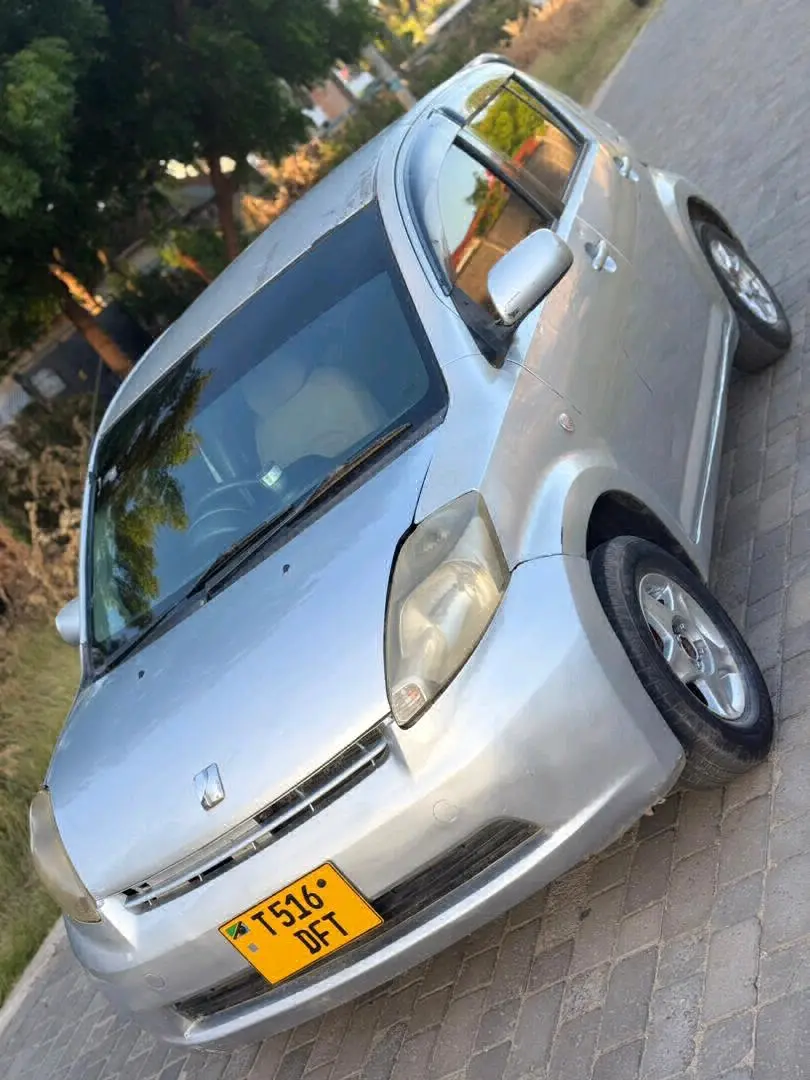Toyota Passo Silver T516 DFT thumbnail 3
