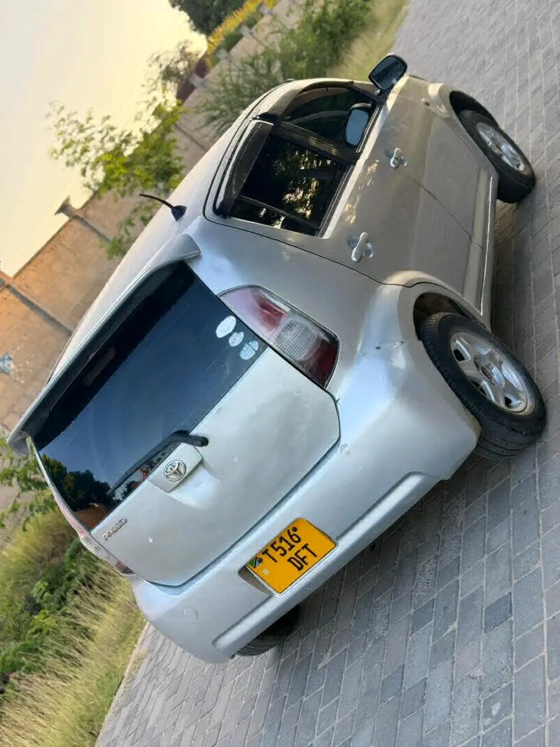 Toyota Passo Silver T516 DFT thumbnail 6