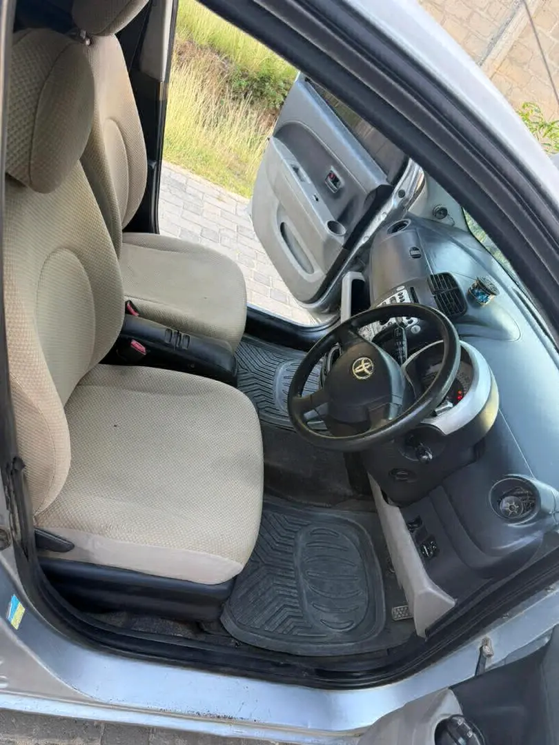 Toyota Passo Silver T516 DFT thumbnail 8