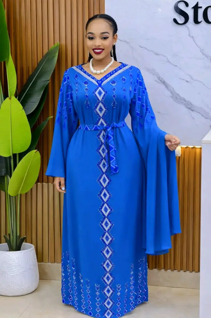 Maroon Abaya Dress with Embroidery thumbnail 4