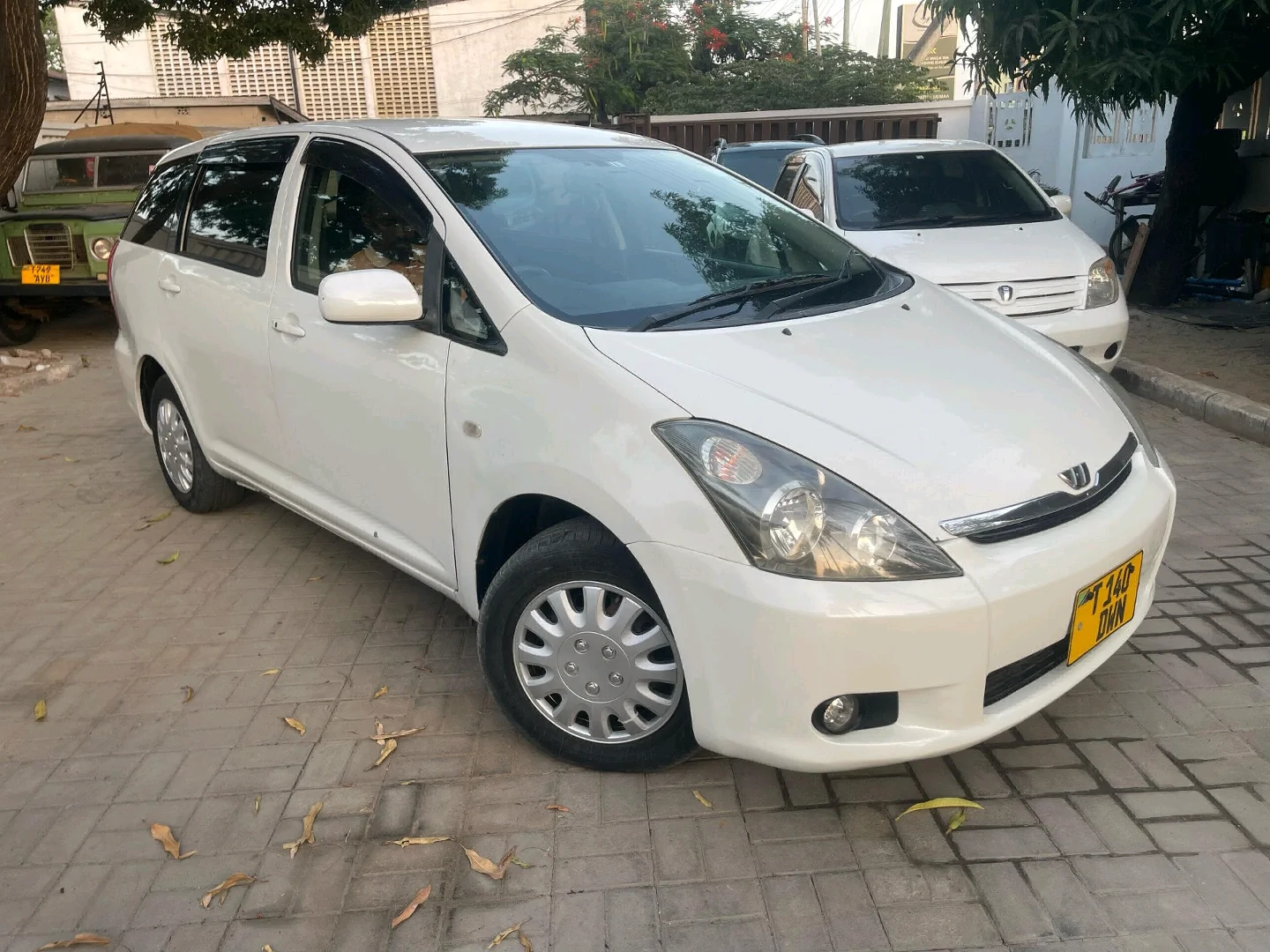Toyota Wish 2005 White - 1790cc, Low Mileage thumbnail 2