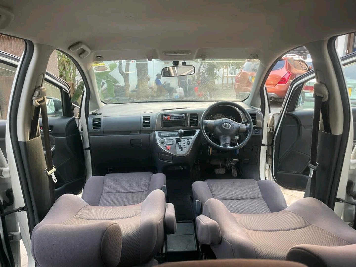 Toyota Wish 2005 White - 1790cc, Low Mileage thumbnail 5