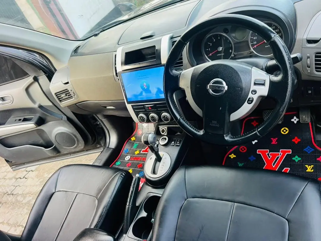 Nissan X-Trail 2008 thumbnail 3