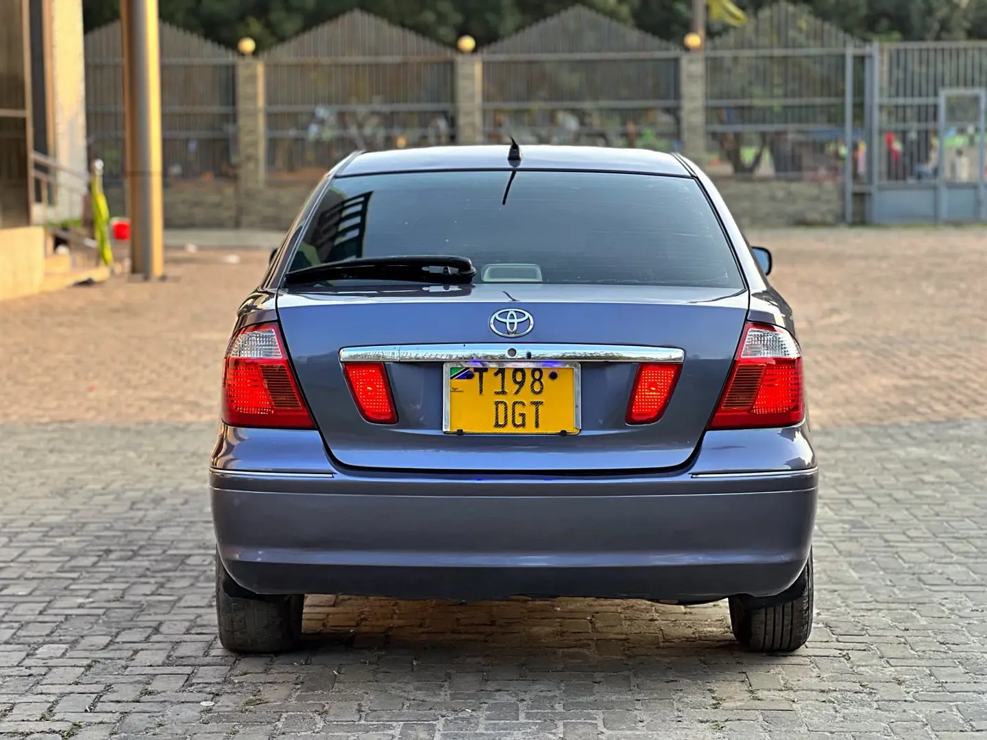Toyota Premio DGT thumbnail 5