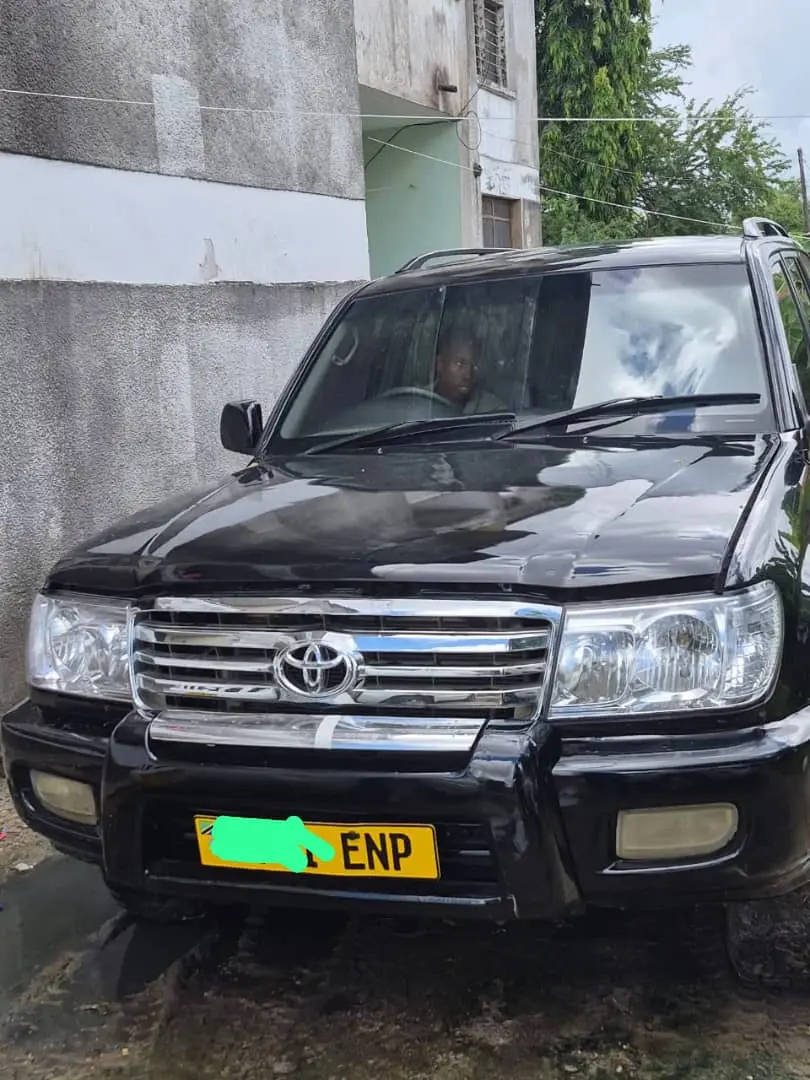 Toyota Land Cruiser 105 (1HZ Diesel) thumbnail 5
