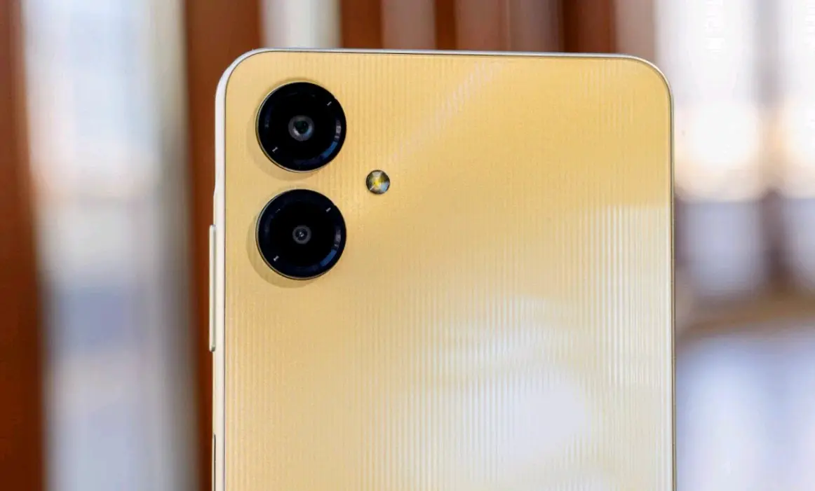 New Samsung Galaxy A06 Gold 4GB/64GB thumbnail 4