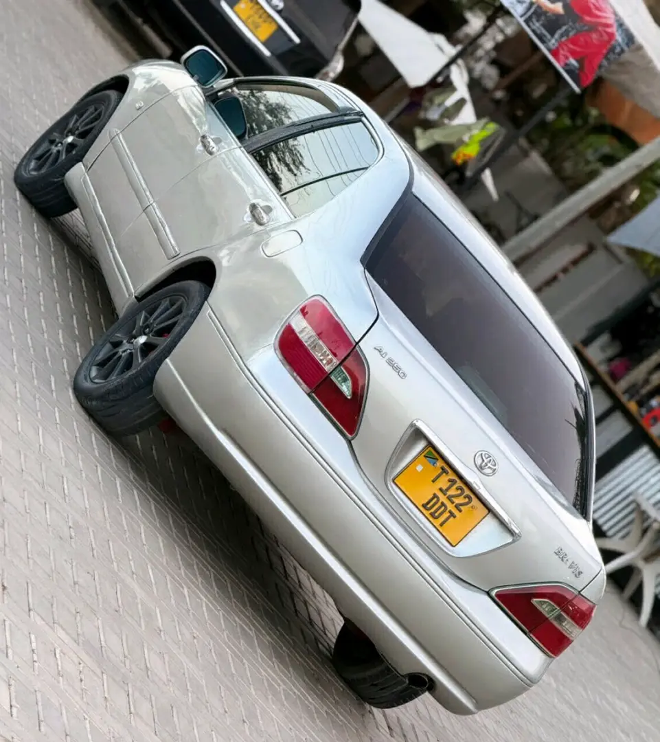 Toyota Brevis Silver Sedan for Sale thumbnail 6
