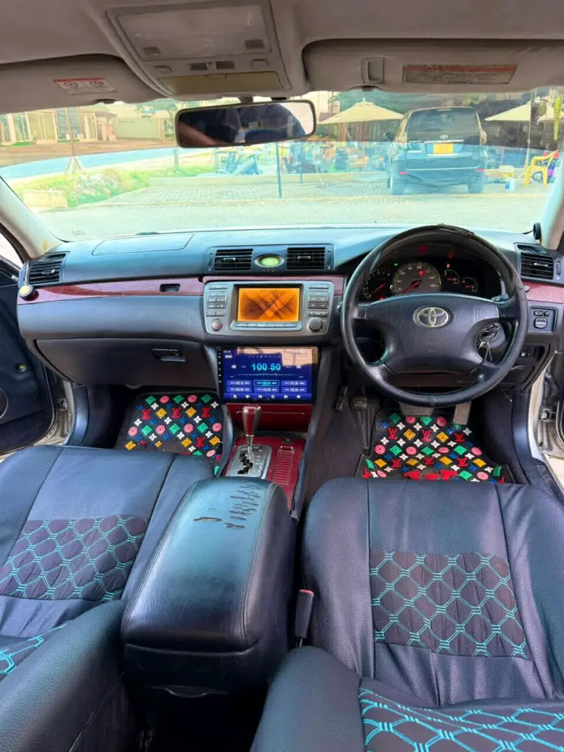 Toyota Brevis Silver Sedan for Sale thumbnail 8