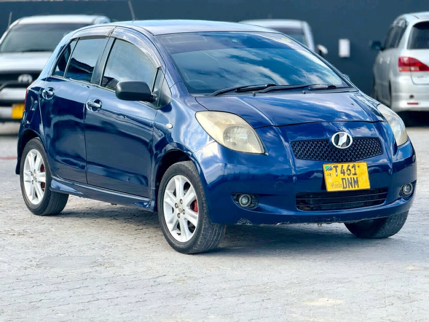 Toyota Vitz New Model Dark Blue Hatchback thumbnail 9