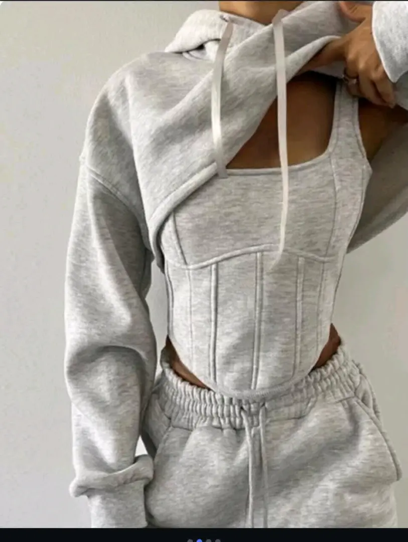 3-Piece Women's Tracksuit Set thumbnail 3