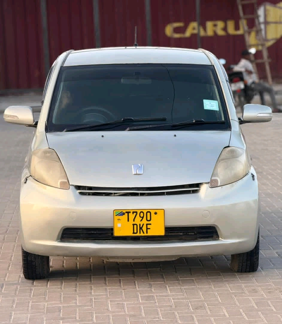 Toyota Passo 990cc Silver Full AC