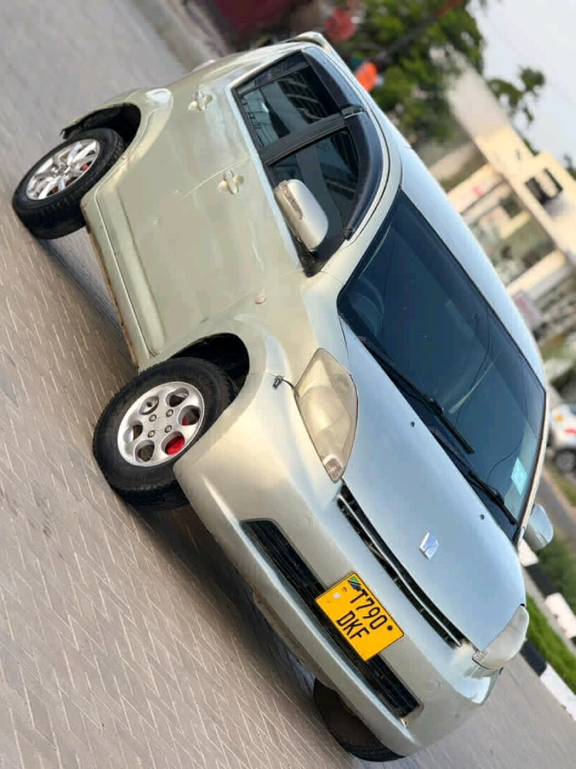 Toyota Passo 990cc Silver Full AC thumbnail 4
