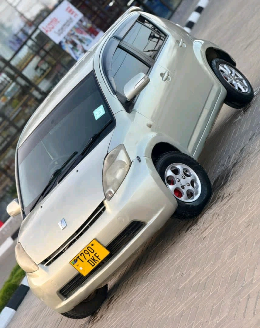Toyota Passo 990cc Silver Full AC thumbnail 7
