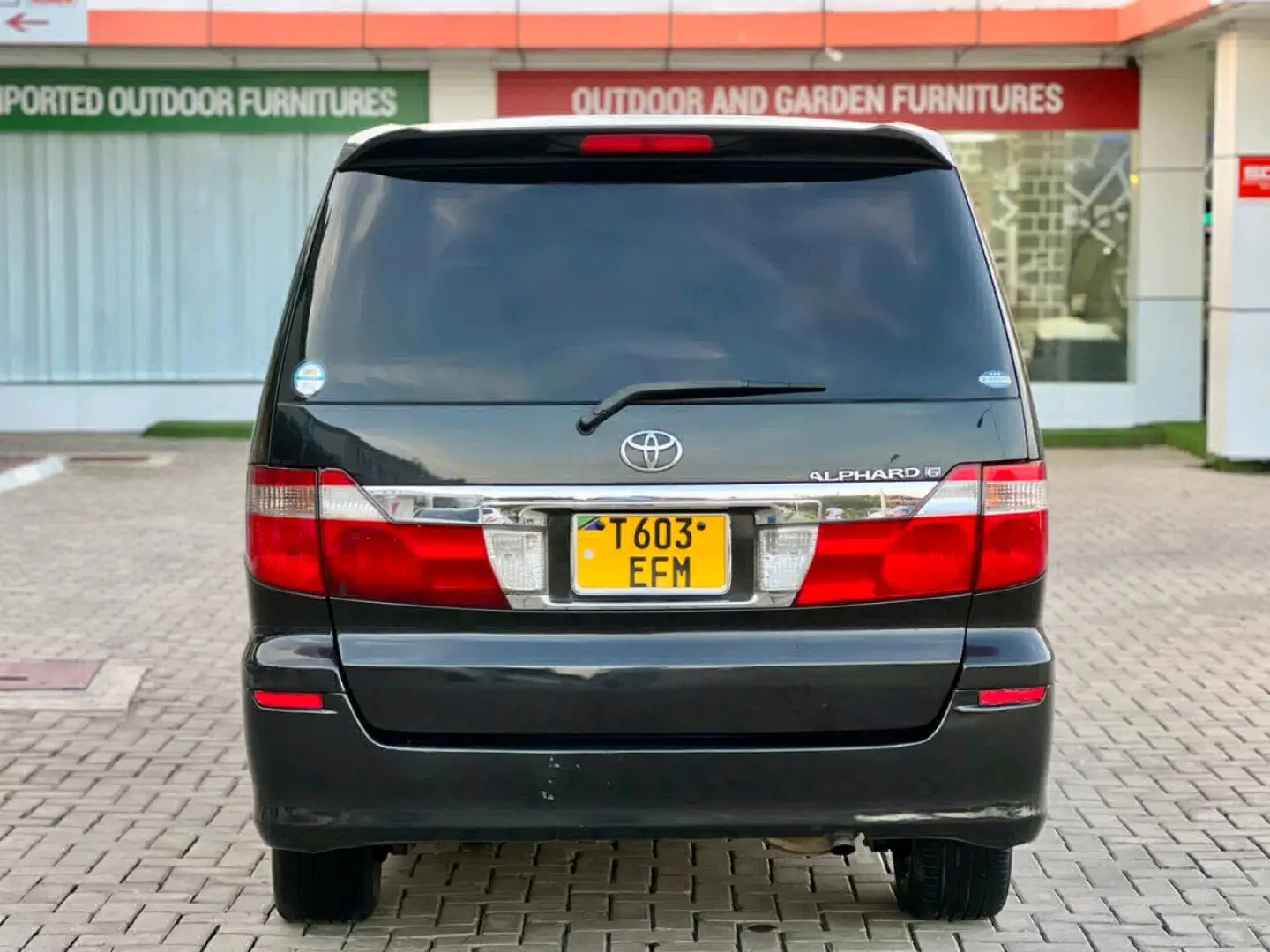 Toyota Alphard Van EFM thumbnail 2