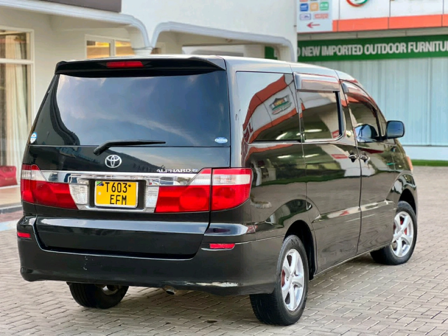 Toyota Alphard Van EFM thumbnail 6