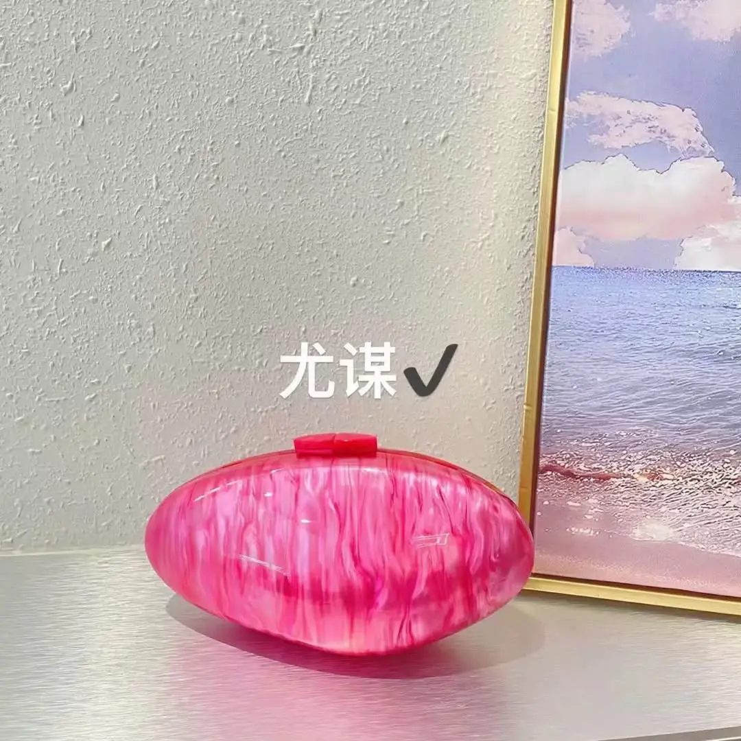 Classic Clutch Bags thumbnail 6