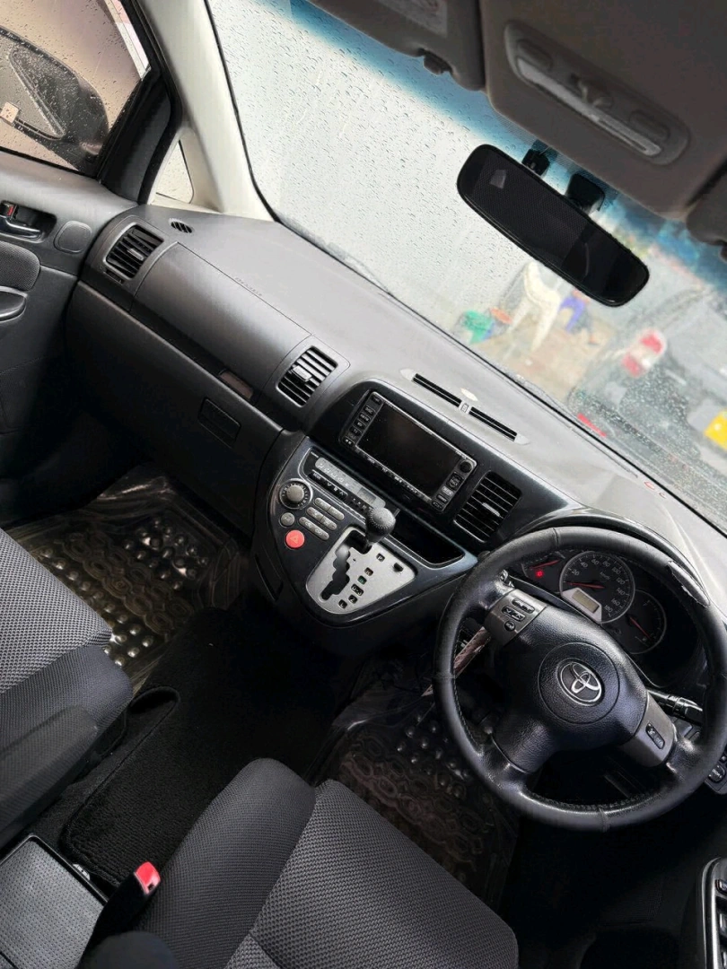 2018 Ford Ranger Wildtrak TDCi Pickup Truck thumbnail 5