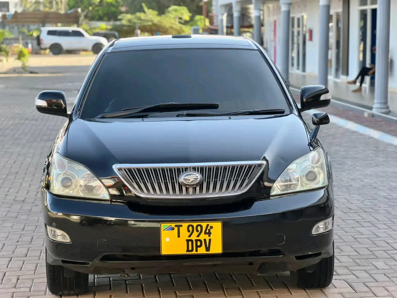 Toyota Harrier 2005 Nyeusi, 2.3L VVT-i