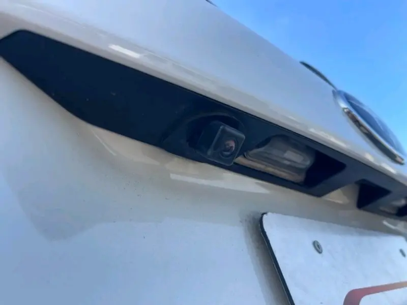 2016 Subaru Forester 2.0I-L Eyesight thumbnail 3