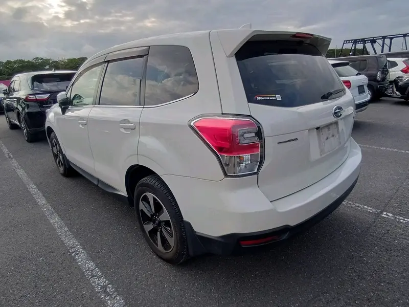 2016 Subaru Forester 2.0I-L Eyesight thumbnail 9