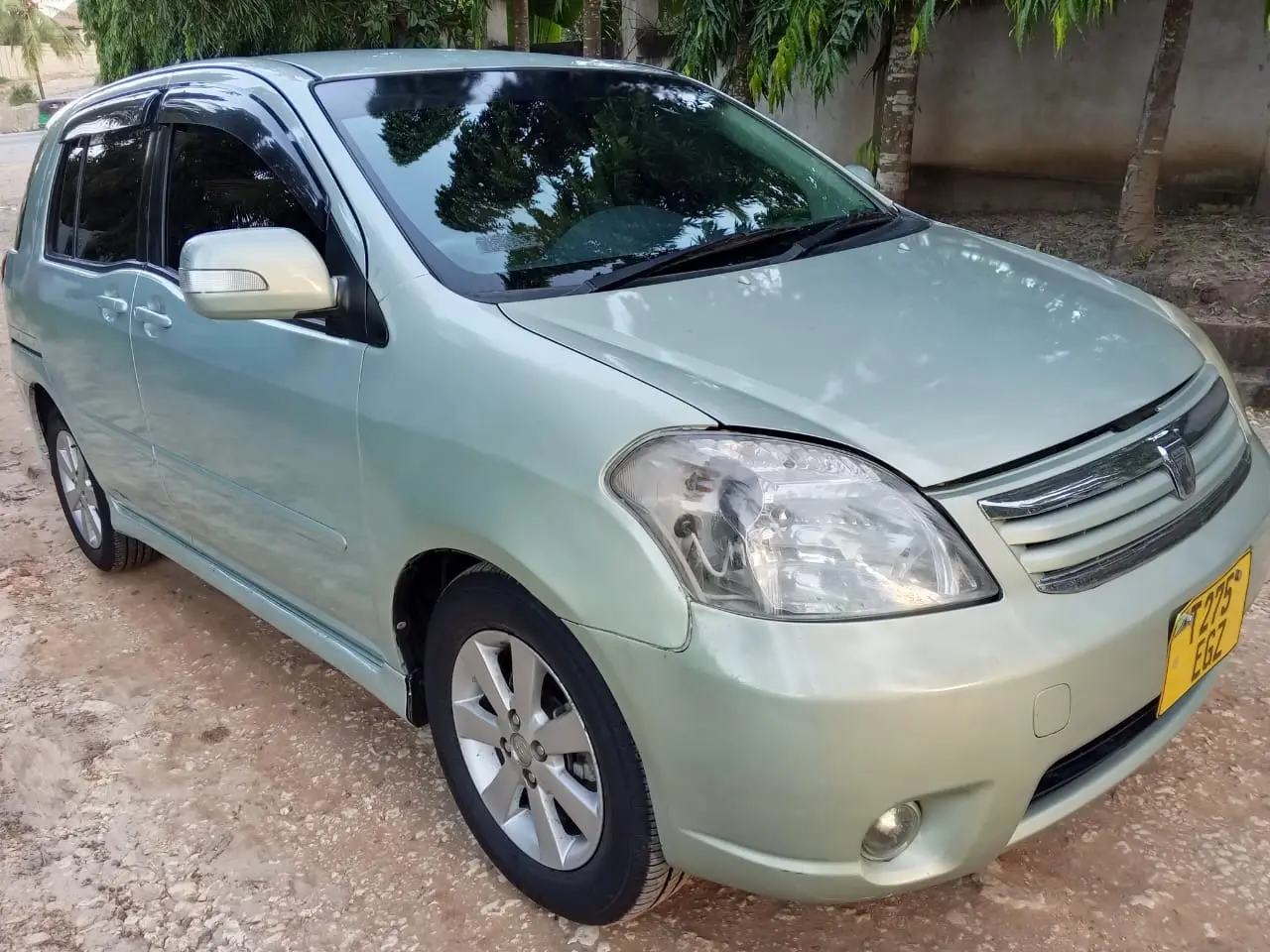 Toyota Raum 2005 EGZ thumbnail 4