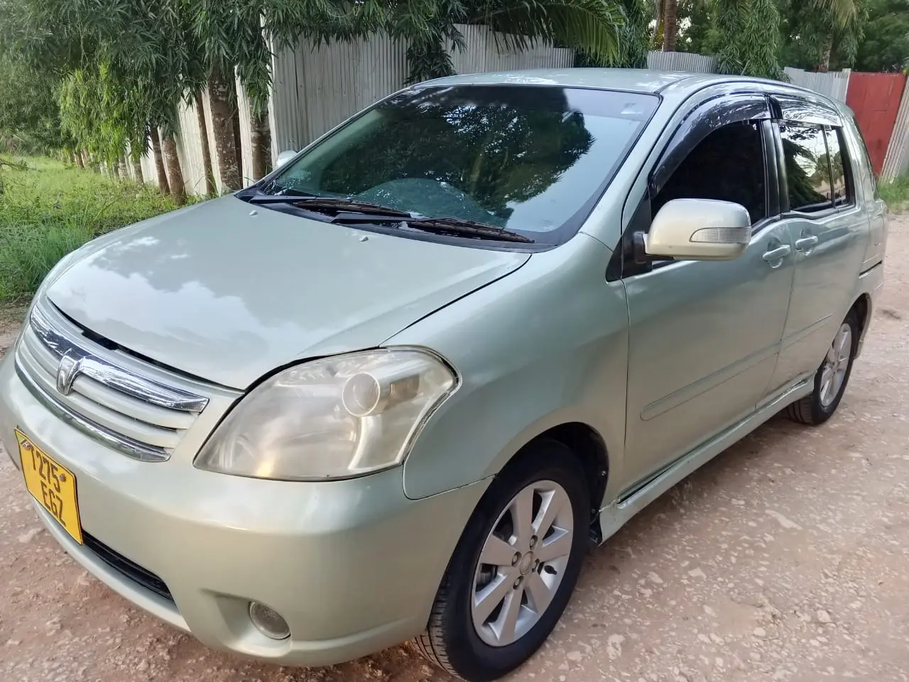 Toyota Raum 2005 EGZ thumbnail 6