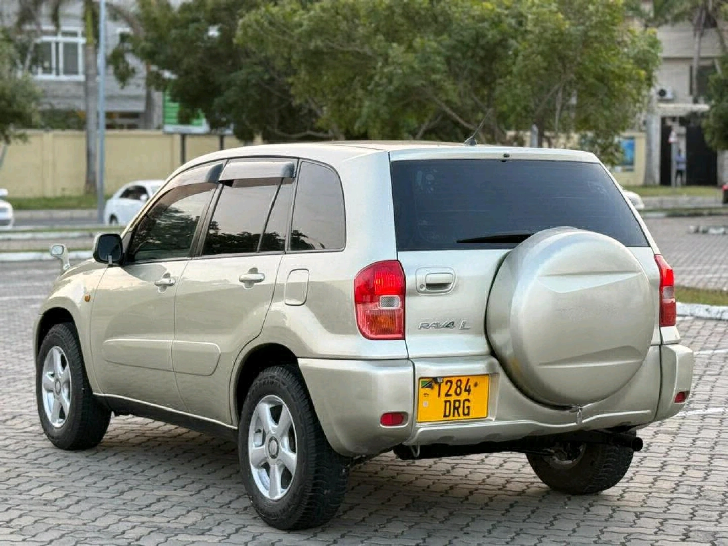 Toyota RAV4 2003 - 1790Cc, Silver thumbnail 5