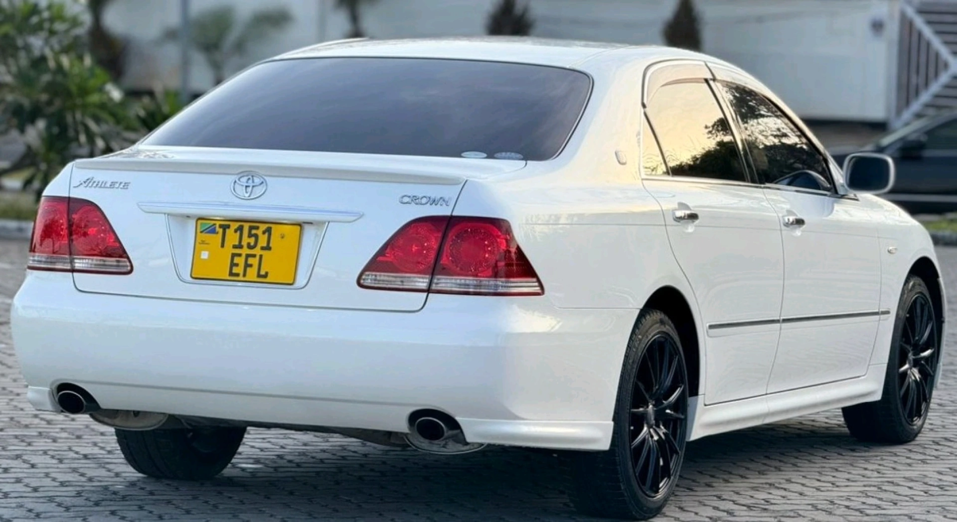 Toyota Crown Sedan 2005 (Low Mileage) thumbnail 4