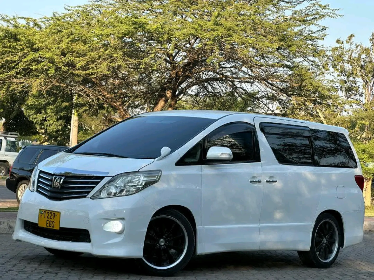 Toyota Alphard 2008 New Reg EGS thumbnail 7