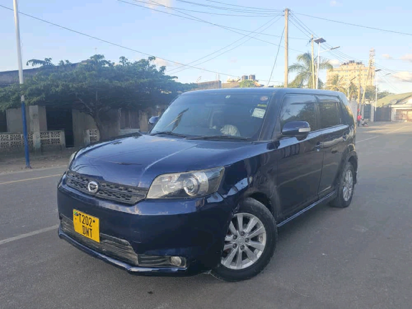 Toyota Rumion Dark Blue 2010 Full AC thumbnail 7