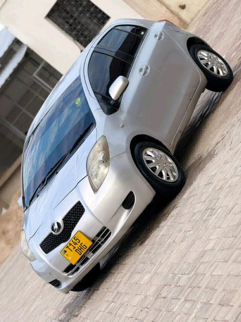 Toyota Vitz New Model DHG thumbnail 6